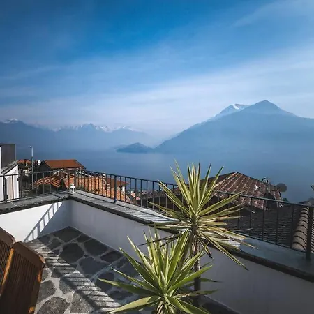 Casa Sorel : Attico & Pool Pianello Del Lario
